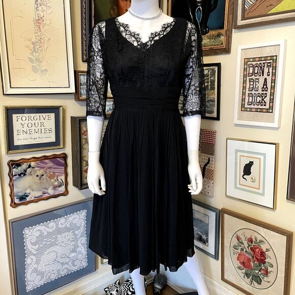 60s Vintage Black Lace Half Sleeve Midi Fit and Flare Cocktail Dress Size S - Picture 2 of 7
